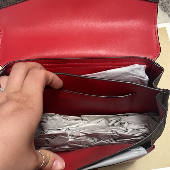 MICHAEL KORS Lita New w/Tags Orig Pkg Crossbody Bag & Magnetic Gift StorageBox - Picture 9 of 16